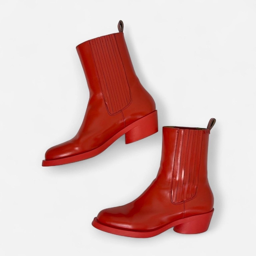 Camper red leather chelsea heeled boots with elastic side panels size 39 US 8